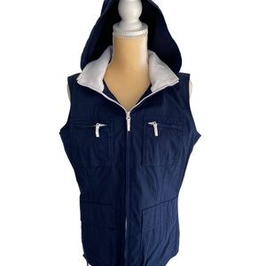 LAUREN ACTIVE Women’s Navy Multi Pocket Vest with Removable Snap Hood. Size: M